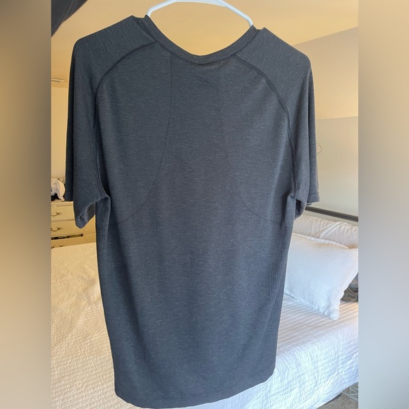 Lululemon Men’s Metal Vent Tech 2.0 SS - Picture 3 of 4